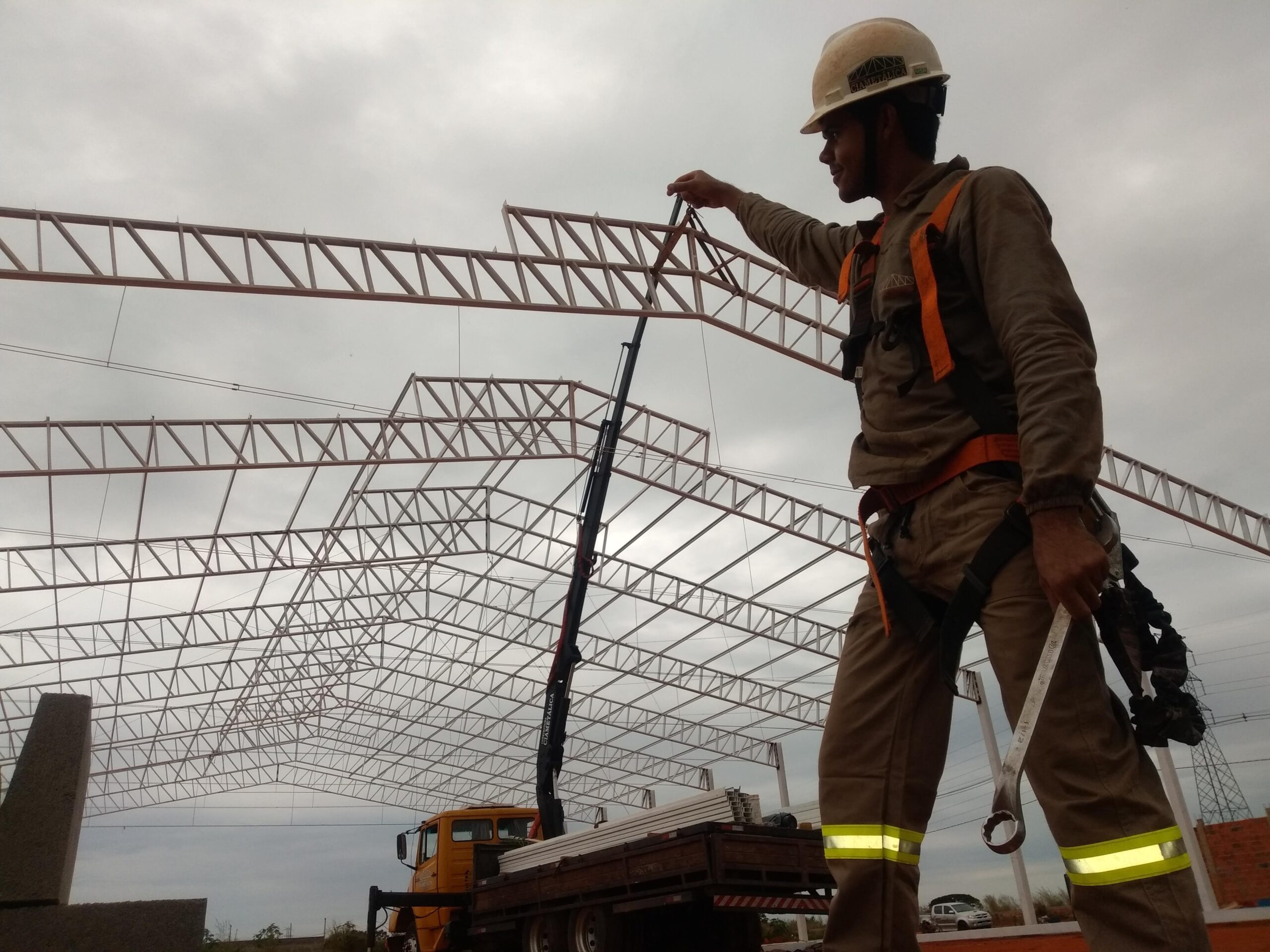 Galpão 2.700 m²